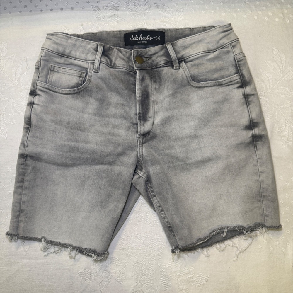 Jake Austin Blue Ridge Rex‎ Grey Acid Wash Button Fly Raw Hem Denim Shorts 28